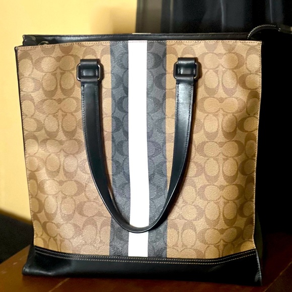 Coach Graham Structured Tote - Picture 2 of 7